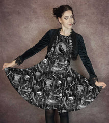 Steampunk Sewing, Corsets and Raven Dress - Gothic Sewing Theme Dress