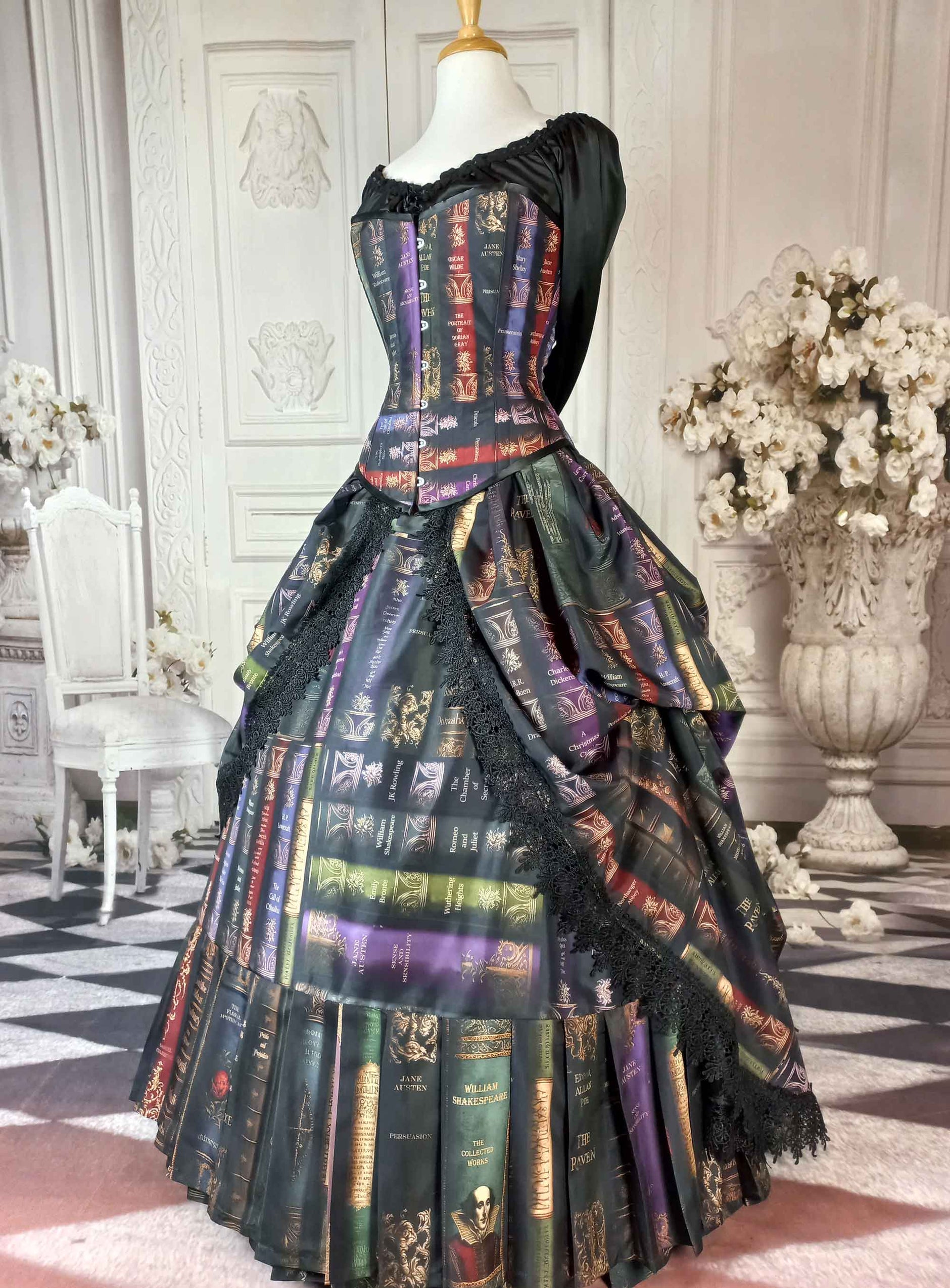 Steampunk Dresses  Victorian and Steampunk