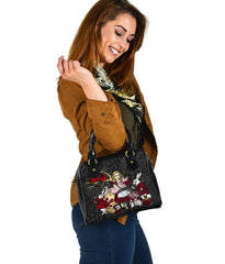 Alice in Wonderland, Alice and the Baby Pig Shoulder handbag (HBAP1)